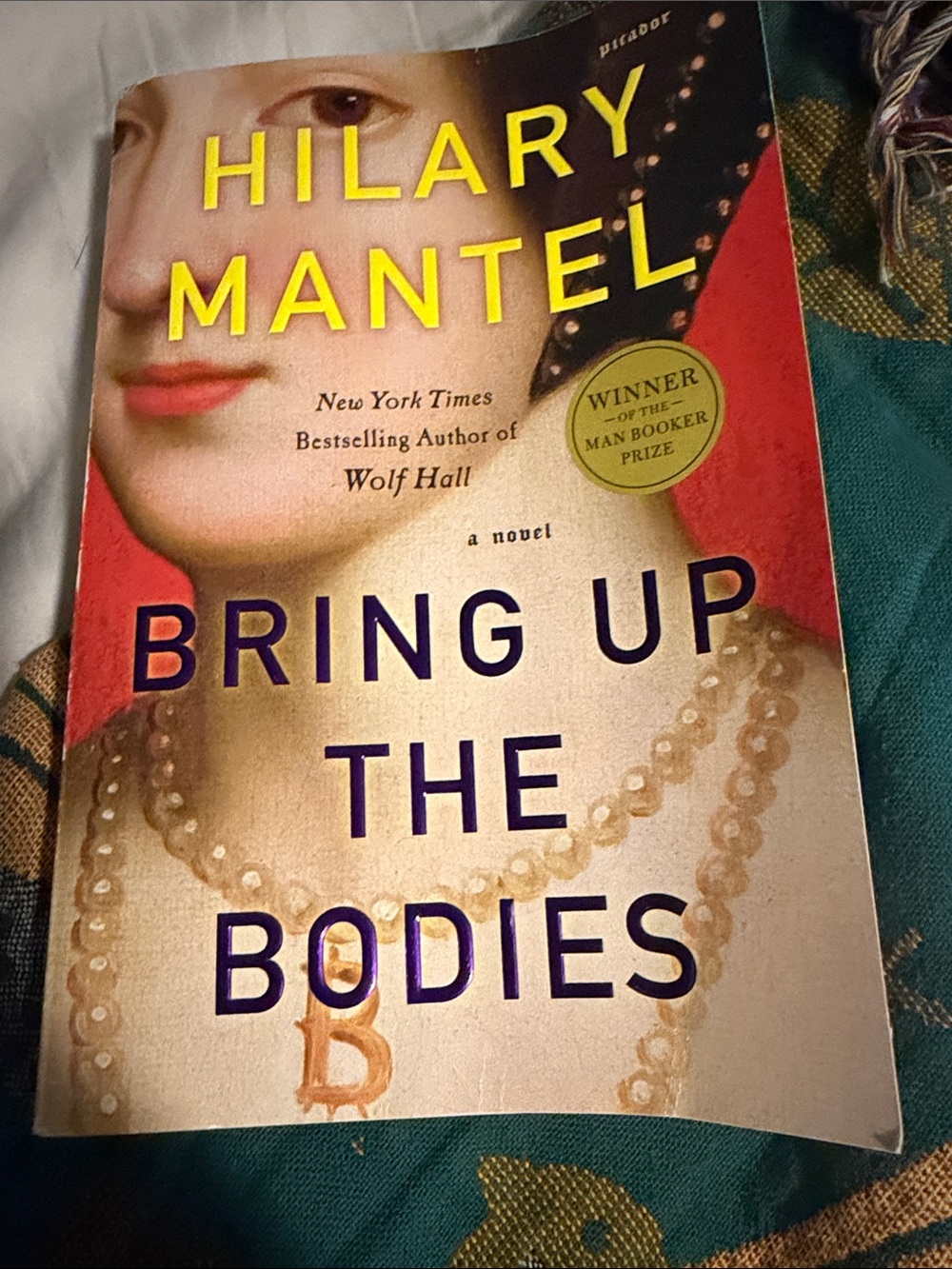 Hilary Mantel "Bring Up the Bodies" Paperback - Cream & Red Cover